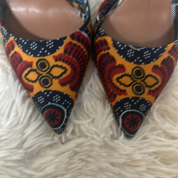 Gianni Bini 6.5 Bronlynn Ankle Strap Chunky Heel Jewel Tones Folk Art Design New - Picture 7 of 10